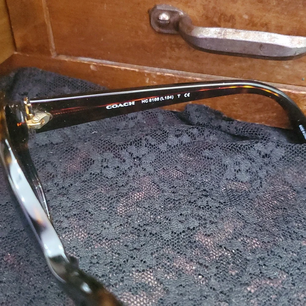 Coach Dark Tortoise sunglasses 512013 HC8166 DW
